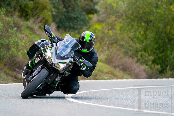 Ninja1000SX_Sony_03